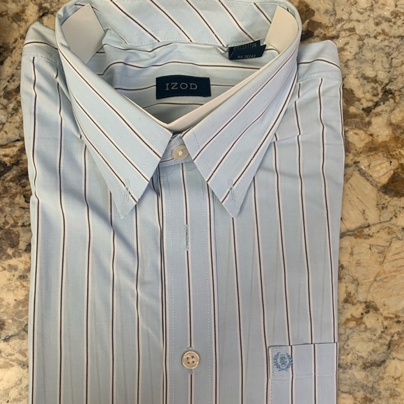 3 dress shirts all new without tags, 1 Cherokee SZ LG, 1 IZOD SZ MD, 1 VanHuesen - Picture 8 of 12